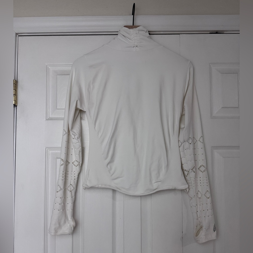 FREE PEOPLE movement long sleeve hooded shirt